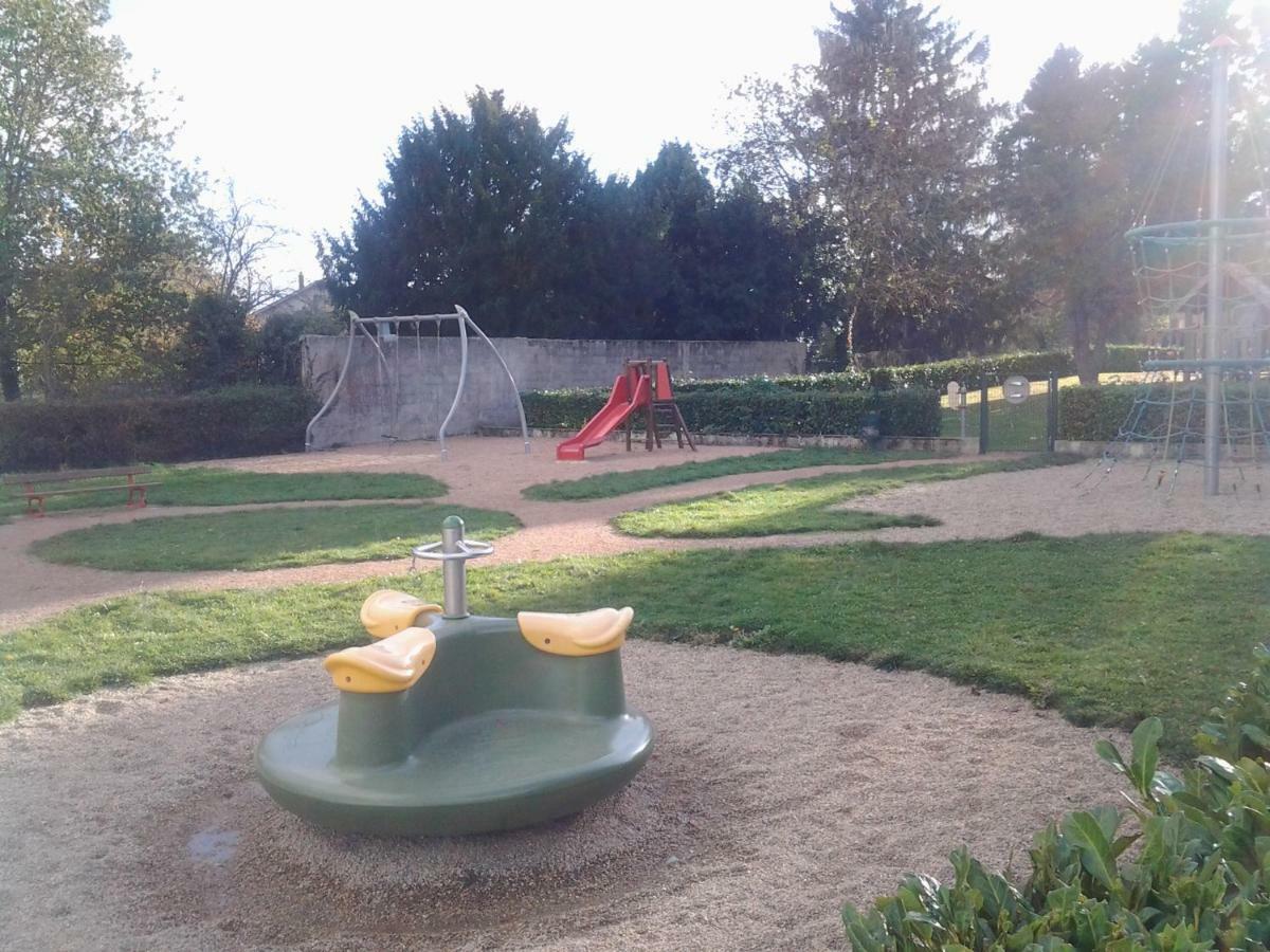 Holiday home Les Calaubys Huriel